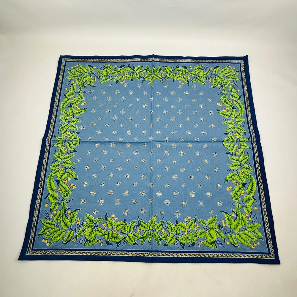 Williams Sonoma Provence Blue Napkin Set of 4 Floral Leaf Bees 20x20 Cotton